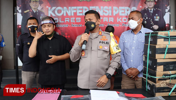 Polres Blitar Kota Ungkap Kasus Pencurian Belasan Laptop Di Sekolah