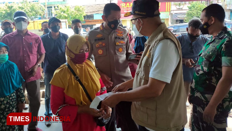 Sidak Minyak Goreng Bupati Banyumas Kaget Ada Toko Yang Mensyaratkan