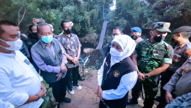 Gubernur Khofifah Langsung Bangun Jembatan Gantung Lewat Dana Btt