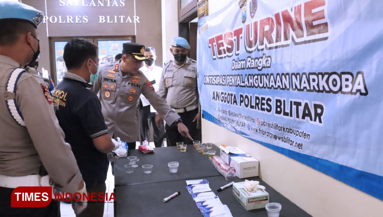 Anggota Polres Blitar Dites Urine Dadakan Berikut Hasilnya TIMES