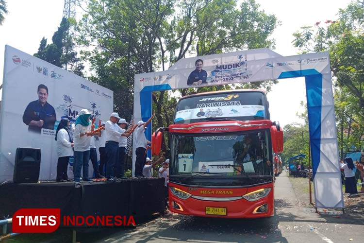 Perum Jasa Tirta I Berangkatkan 5 Bus Mudik Gratis Dari Malang TIMES