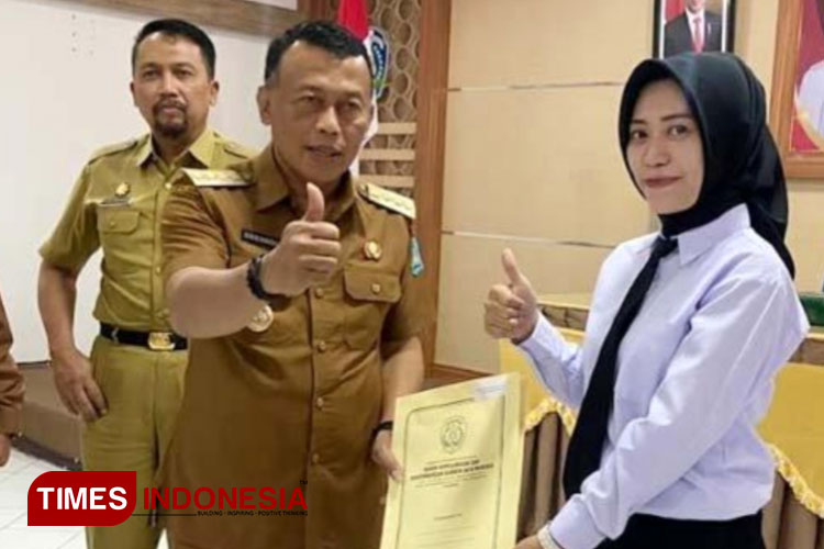 Bupati Ponorogo Serahkan 96 SK PPPK Tenaga Kesehatan TIMES Indonesia