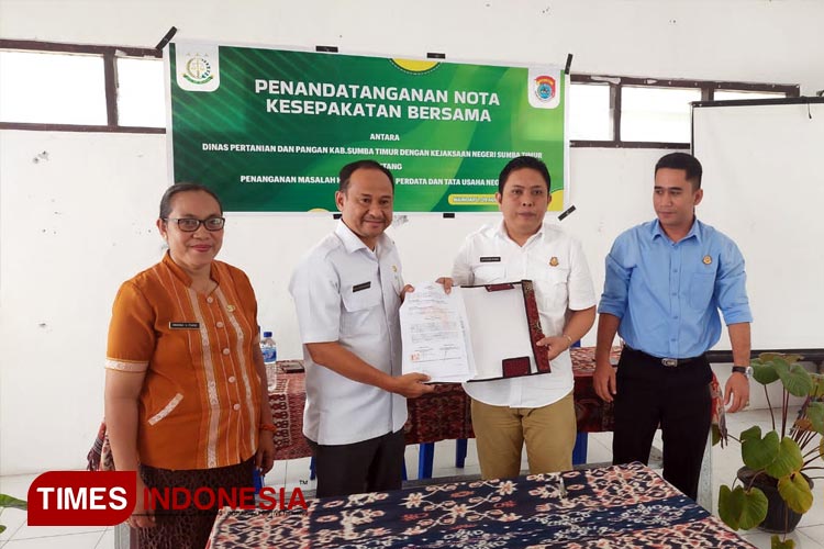 Dinas Pertanian Sumba Timur Tanda Tangan MoU Dengan Kejaksaan Negeri