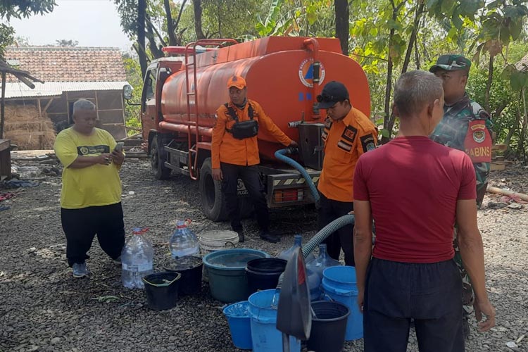 Empat Kecamatan Di Majalengka Alami Kekeringan Mulai Disuplai Air