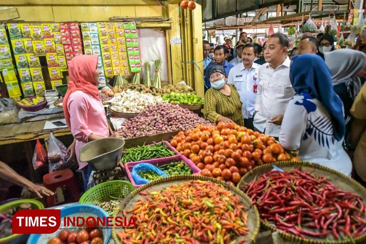 Jurus Wali Kota Eri Cahyadi Kendalikan Inflasi Surabaya Times Indonesia