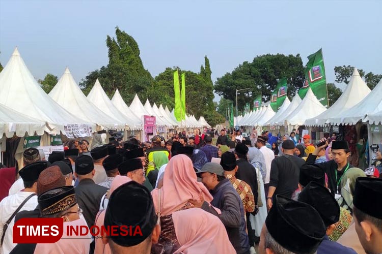 Bazar UMKM Produk Santri Semarakkan Peringatan HSN Kota Kediri TIMES