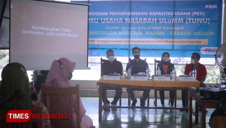 PT PNM beri pelatihan pemasaran digital untuk nasabahnya di Madiun. (FOTO: Evita/TIMES Indonesia)