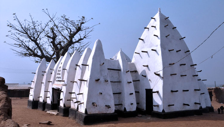 Larabanga Mosque, Masjid Tertua di Ghana dengan Arsitektur Eksotik   