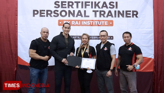 Fitter-Renadin-b.jpg