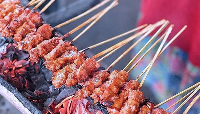 sate-rembiga-the-tasty-super-spicy-satay-of-lombok-times-indonesia