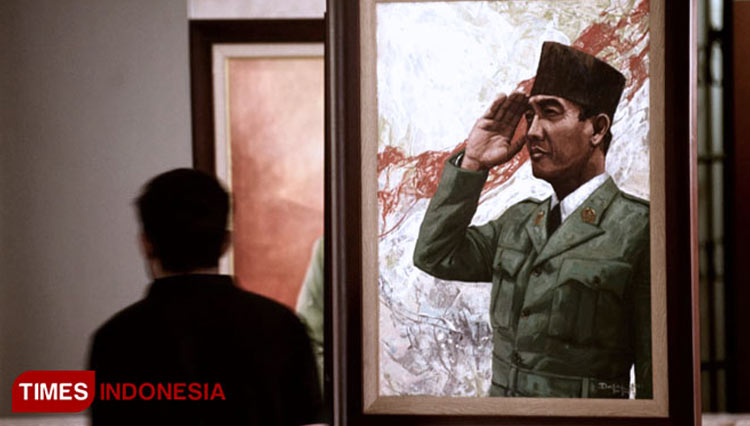 Lukisan seniman Surabaya saat mengenang hari lahir Bung Karno. (FOTO: dok. Times Indonesia)