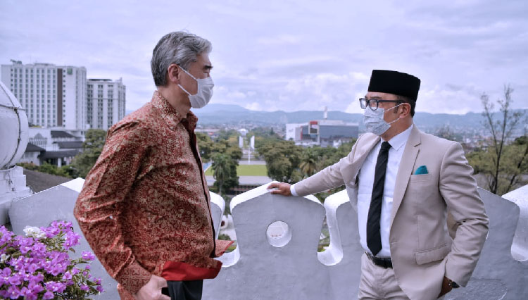 Gubernur Jabar Ridwan Kamil bertemu Dubes AS untuk RI Sung Y. Kim di Gedung Sate Kota Bandung, Rabu (23/2/2022). (Foto: Diskominfo for TIMES Indonesia)