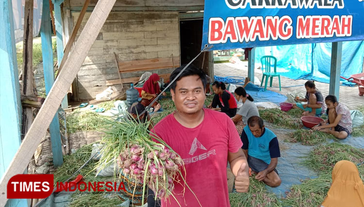 Harga Bawang merah di pasar tradisional Kota Blora meroket tajam. (Foto: Firmansyah/TIMES Indonesia) 