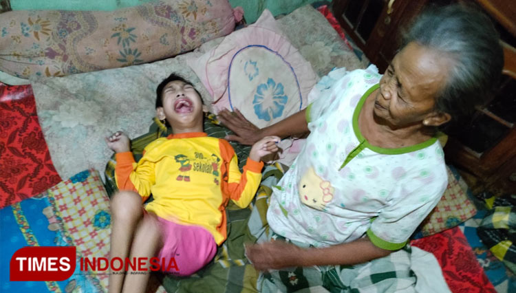 Bocah Yatim Piatu dengan Kondisi Gizi Buruk di Probolinggo Butuh Bantuan