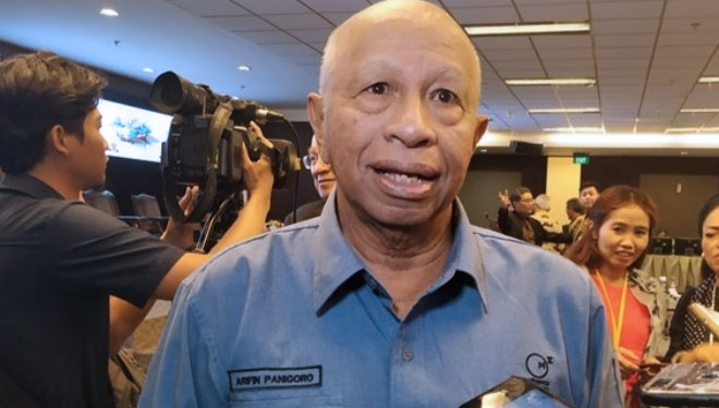 Anggota Dewan Pertimbangan Presiden (Wantimpres), Arifin Panigoro saat masih sehat di Jakarta. (foto: Dokumen/Bisnis)