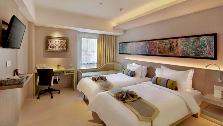 Deluxe-room-pool-Access-of-SereS-Hotel-a.jpg