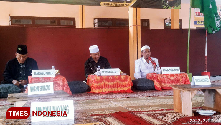 Proses kajian yang dilakukan oleh LBM PCNU Jember. (Foto: LBM PCNU Jember for TIMES Indonesia)