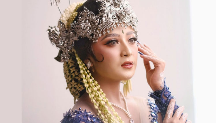 Riasan-Bayu-Bhaskara-Gaya-Sunda.jpg