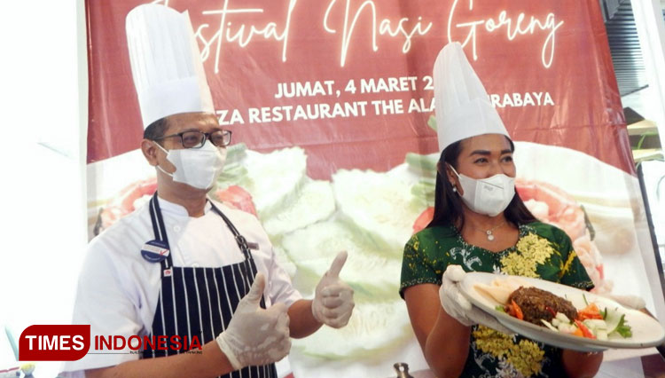 Berikan Pantun Terbaikmu untuk Dapatkan Nasi Goreng Gratis di The Alana Surabaya