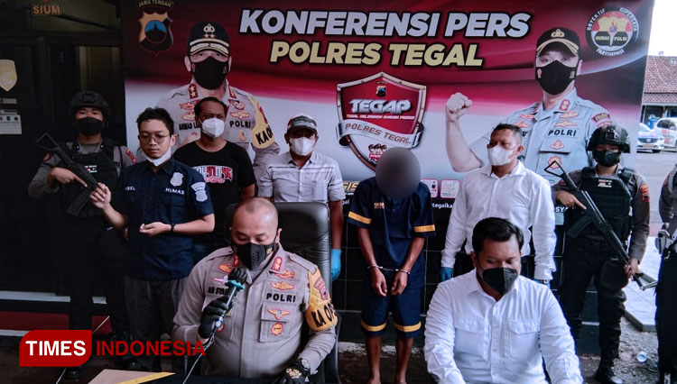 AKBP-Arie-Prasetya-Syafaat-2.jpg