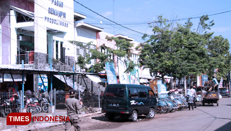 Pasar Semampir Kraksaan yang telah selesai direvitalisasi tahun lalu. (FOTO: Dokumen/TIMES Indonesia)