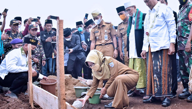 Resmikan Pembangunan UNU Gus Dur, Ini Pesan Bupati Tegal