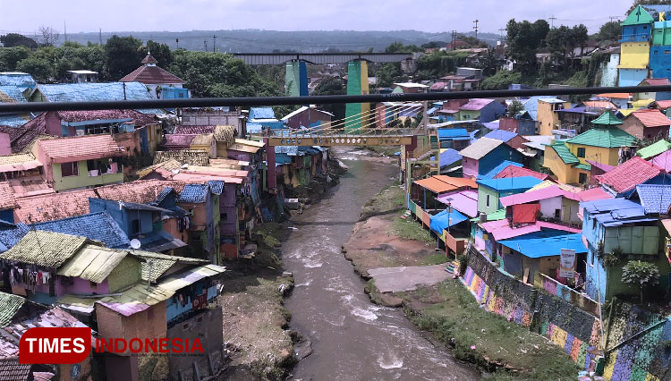 Dua Tahun Pandemi Covid-19 Lumpuhkan Ikon Wisata Kampung Warna-Warni Kota Malang
