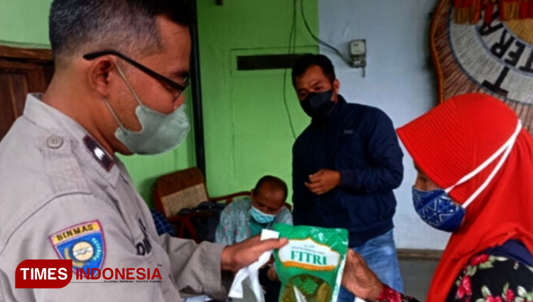 Polres Ponorogo Menggelar Vaksinasi Bonus Minyak Goreng