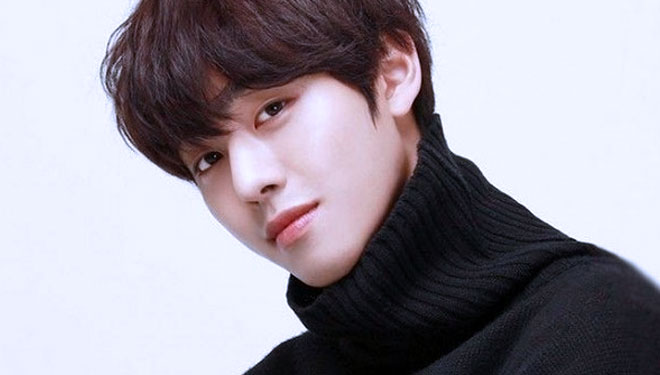 Ahn-Hyo-Seop-b.jpg