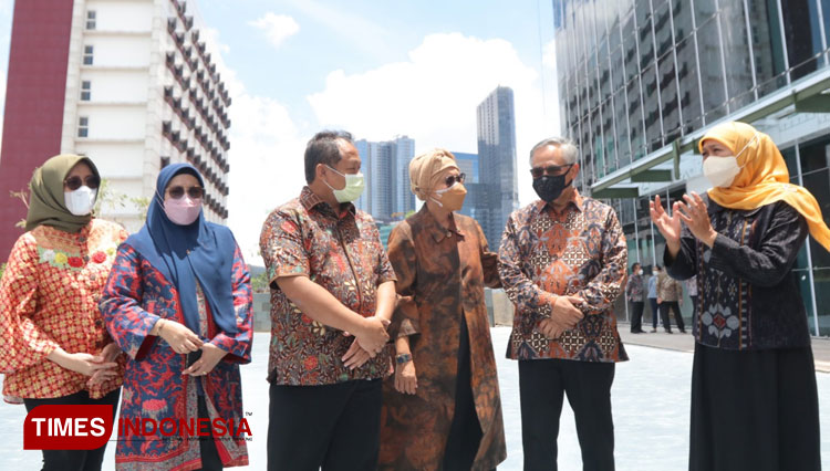 Anggota-Komisi-XI-DPR-RI-Indah-Kurnia-b.jpg