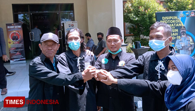 Ikrar-damai-b.jpg