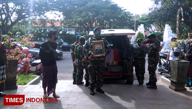 Ketut-Sidera-b.jpg