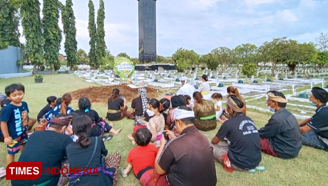 Ketut-Sidera-c.jpg
