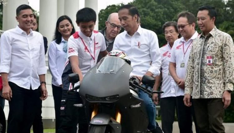 Batal Ikut Parade MotoGP, Presiden RI Jokowi Hanya Jamu Pembalap Di ...