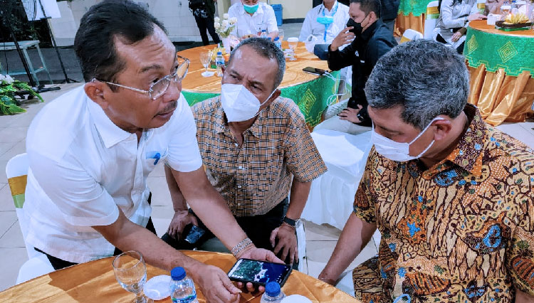 Letjen TNI Purn Dr (HC) Doni Monardo dan Mayjen TNI Richard Horja Taruli Tampubolon, Rabu (16/3/2022). (FOTO: Dok. PPAD)
