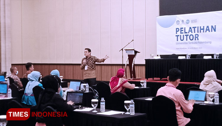 Aktivitas pelatihan Tutor yang dilaksanakan Universitas Terbuka di Palembang. (FOTO: Rochman/TIMES Indonesia)