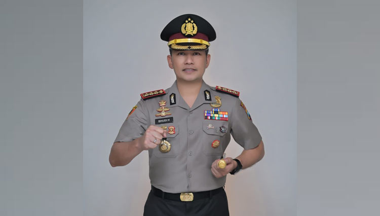 Kombes Pol Budi Hermanto Raih Man Of The Year Kota Malang di ATI 2021