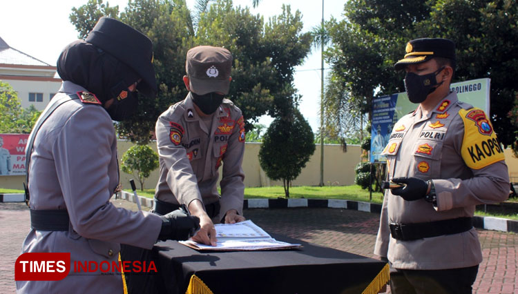 Sertijab AKP Rini Ifo Nila Krisna, Polres Probolinggo.(Foto: Humas Polres Probolinggo for TIMES Indonesia)