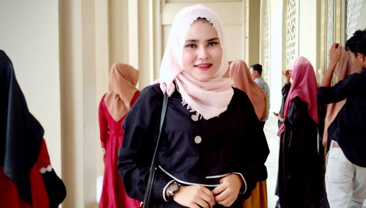 Sosok Cantik Thaibah, Perempuan Muda Yang Terpilih Jadi Kades Di Abdya ...