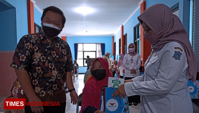 Yayasan-Wings-Peduli-b.jpg