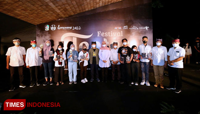 Festival-Teater-di-Banyuwangi-b.jpg
