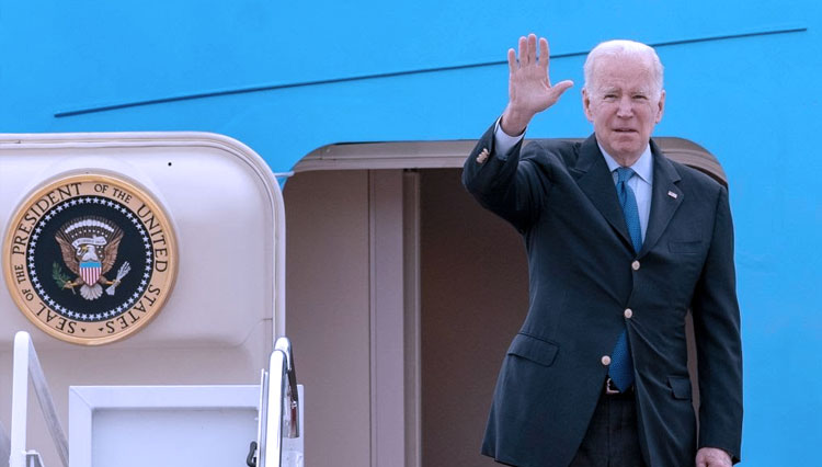 Gedung Putih tidak mengkonfirmasi apakah Presiden Joe Biden akan mengunjungi perbatasan Ukraina selama perjalanannya ke Polandia.(FOTO:New York Post/ AP)