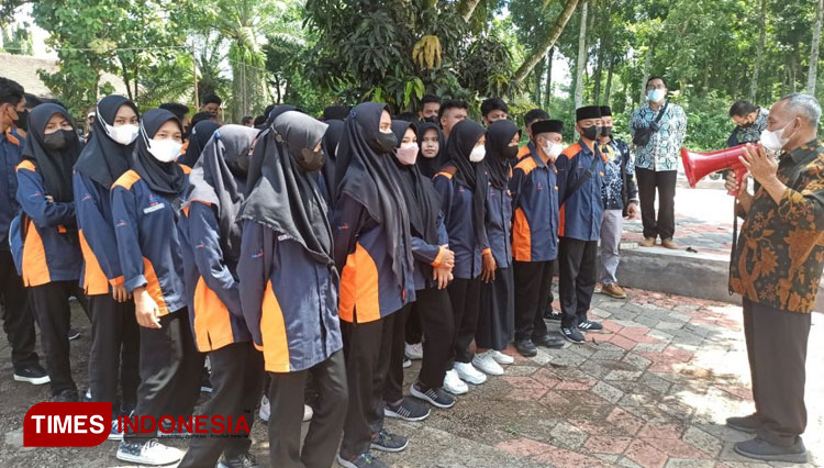 Siswa-SMK.jpg