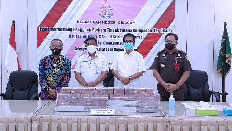 Kejari Cilacap Selamatkan Rp 7 8 Miliar Uang Negara Dari Korupsi Probo