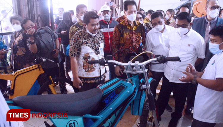 Melihat Langsung Motor Listrik Karya SMK Nasional Malang (2): Full Charging Bisa Tempuh 100 KM