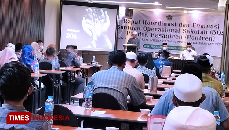 Rakor BOS Pontren oleh Bidang Papkis Kemenag Kalteng dan pemberian pemahaman kepada pengelola BOS Pontren untuk patuhi regulasi. (FOTO: Kemenag Kalteng For TIMES Indonesia)