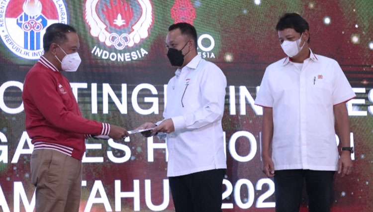 Menteri Pemuda dan Olahraga Republik Indonesia (Menpora), Zainudin Amali usai menggelar konferensi pers di kantornya (foto: Dokumen/Kemenpora)