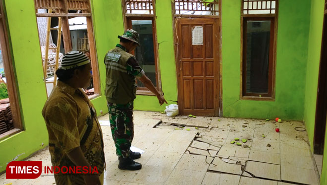 Rumah Di Lemahsugih Majalengka Rusak Parah Akibat Pergerakan Tanah