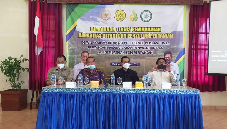 Kolaborasi Kementan Dan DPR RI Perkuat SDM Petani Di Pacitan - TIMES ...