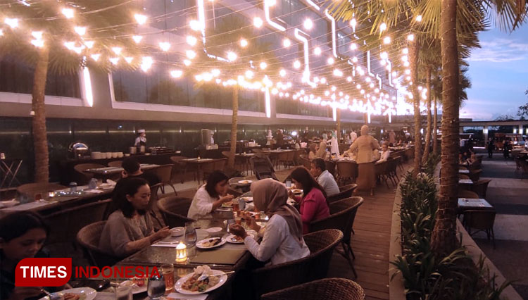 Hidangan Timur Tengah Tersaji Pada Momen Ramadan di Yogyakarta Marriott Hotel